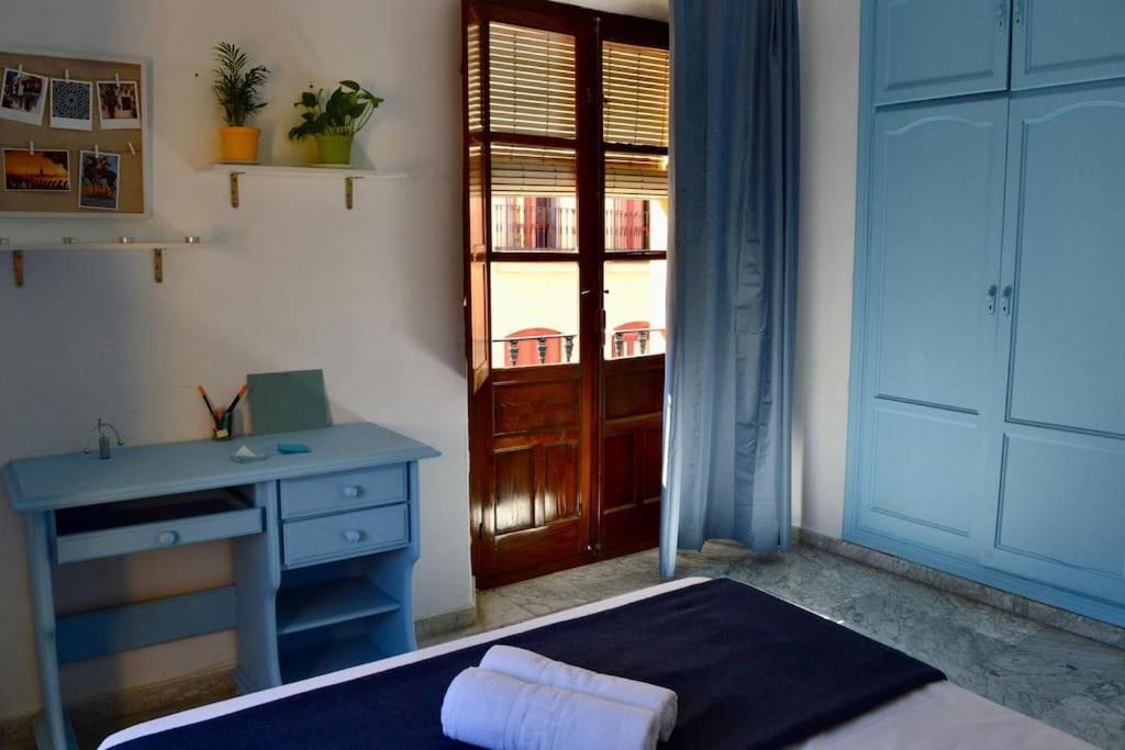Apartamento En Sevilla Centro Con Vistas A La Plaza Alameda De Hercules - Hasta 6 Personas المظهر الخارجي الصورة
