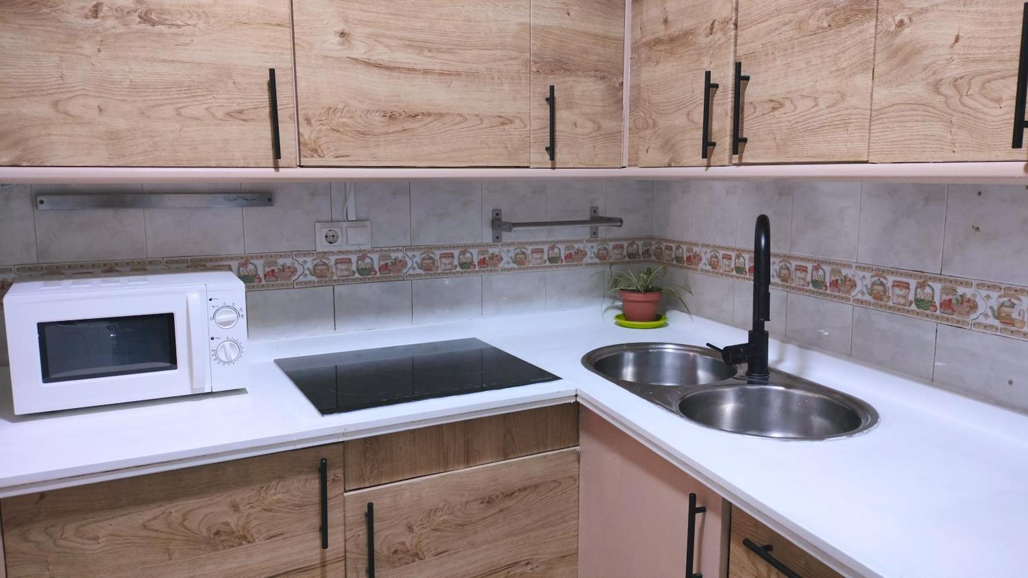Apartamento En Sevilla Centro Con Vistas A La Plaza Alameda De Hercules - Hasta 6 Personas المظهر الخارجي الصورة